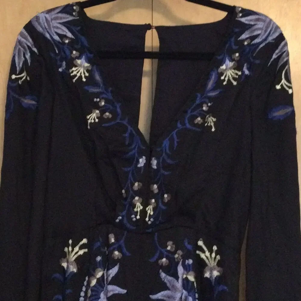 Urban Outfitters Floral Jumpsuit embroidered - Picture 10 of 16